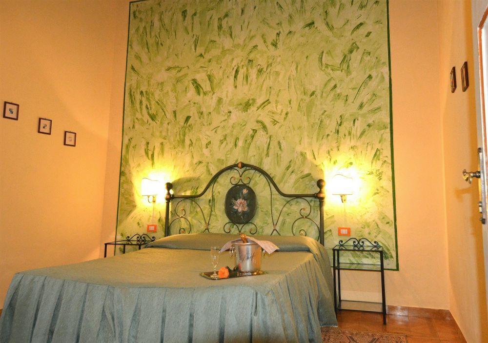 Residenza D'Epoca Locanda Di San Martino เซียนา ภายนอก รูปภาพ