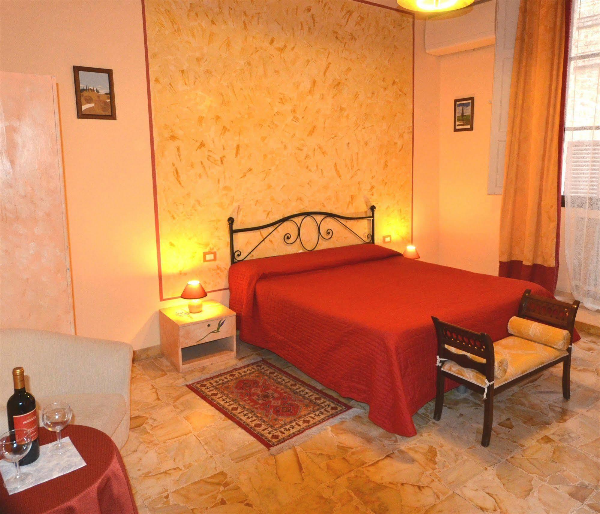 Residenza D'Epoca Locanda Di San Martino เซียนา ภายนอก รูปภาพ